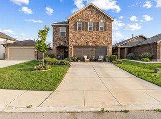 14319 Breakline Way, Elmendorf, TX 78112