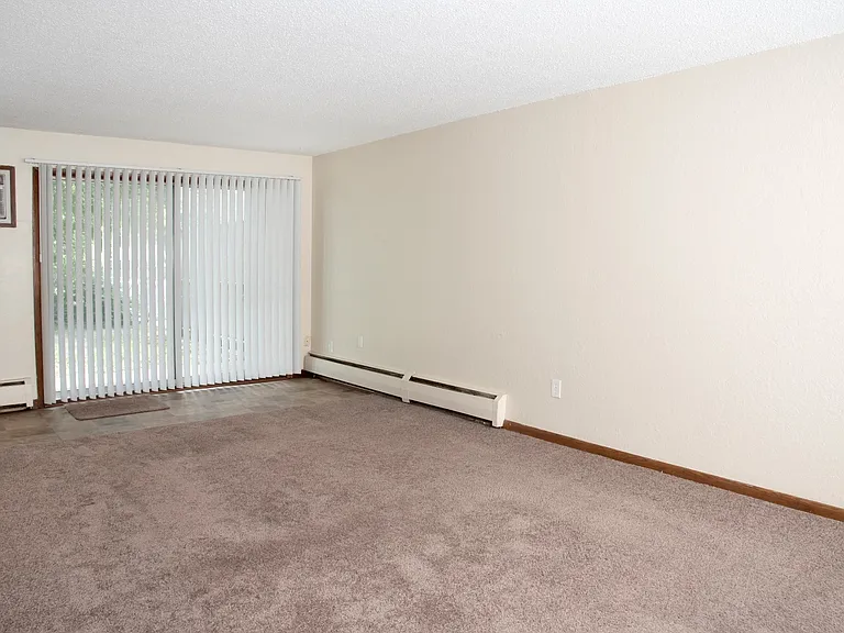 5601 Quebec Ave N #107A — Photo 17