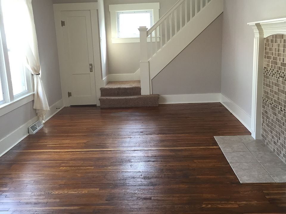 1st image of 615 Johnston Dr