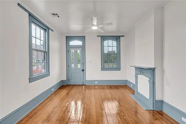 2 bed, 1.0 bath, 999 sqft, $1,450 — Photo 2