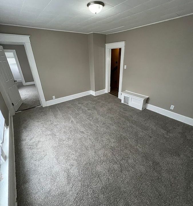 728 N 25th St Saint Joseph MO Zillow