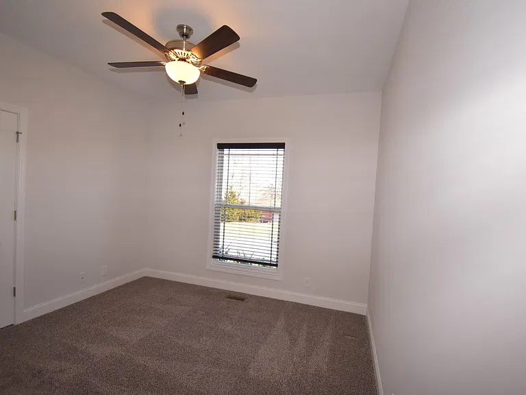 1072 Fuji Ln — Photo 23