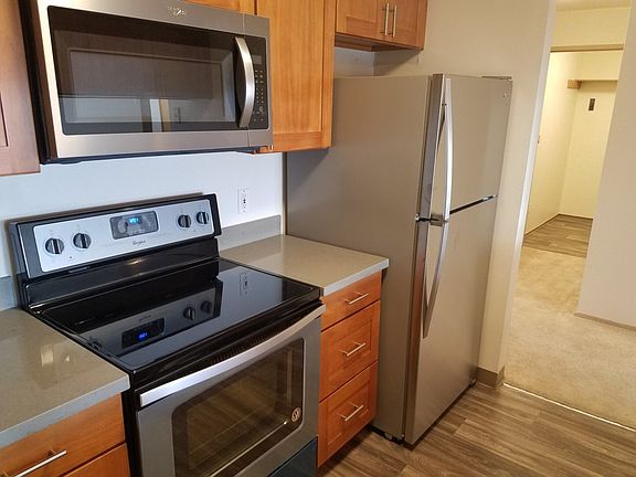 3rd image of 14023 32nd Ave NE APT 501