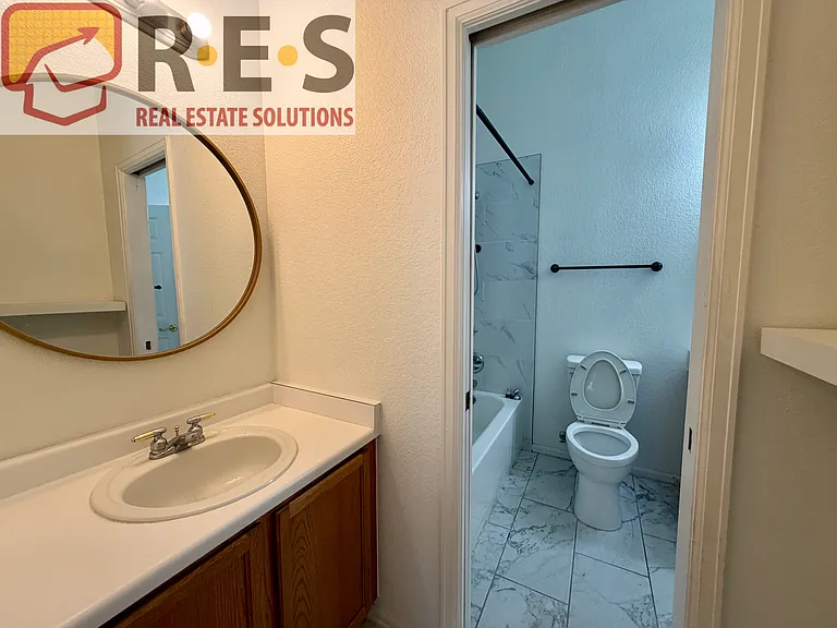 444 S Kittredge St #301 — Photo 6