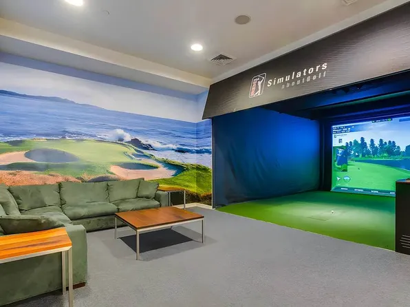 60 Riverside Boulevard image 18 of 22