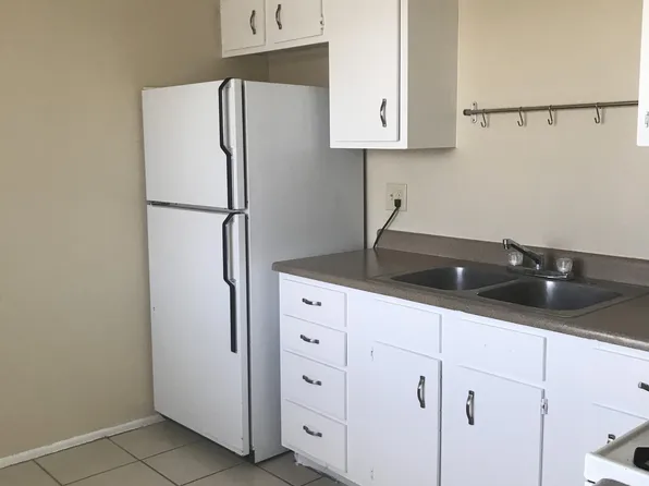 3213 Alta Monte Ave NE #4, Albuquerque, NM 87107