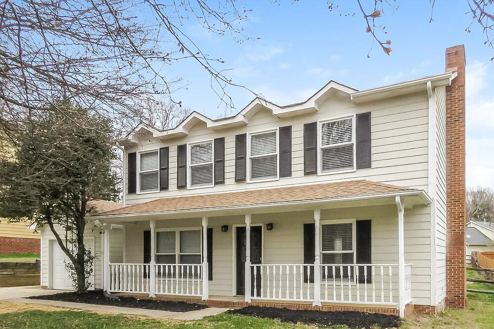3 bed, 2.5 bath, 1599 sqft, $1,830 — Photo 4