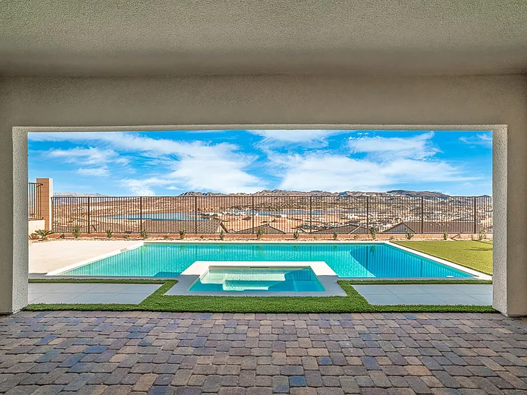 349 Tigullio Ave — Photo 4