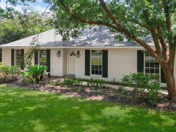 348 Fairfields Ave, New Roads, LA 70760