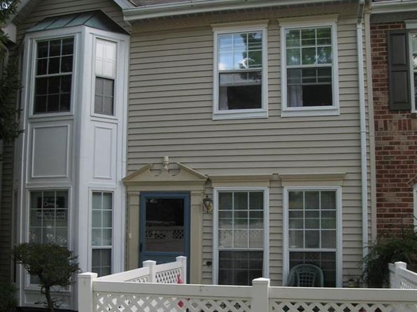 110 Albury Way