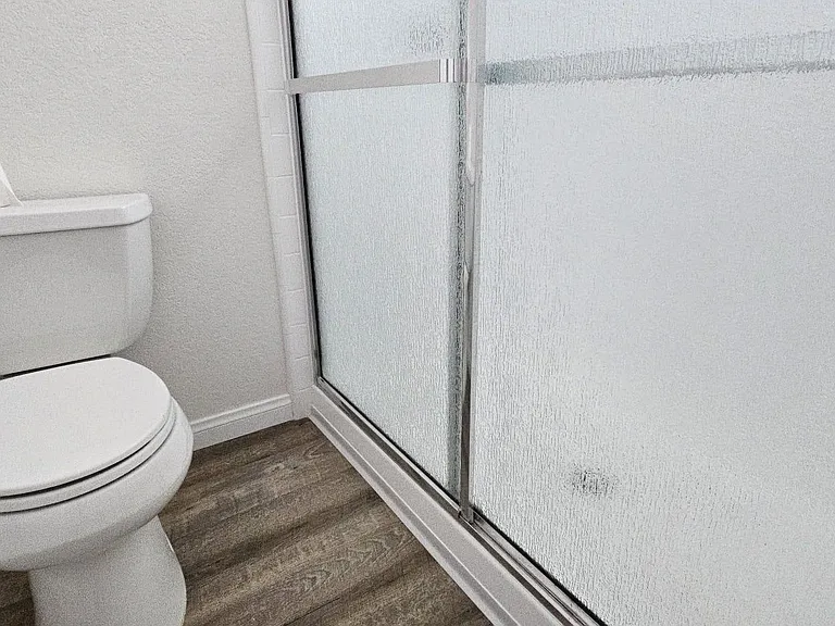 26032 Dundee Dr — Photo 16