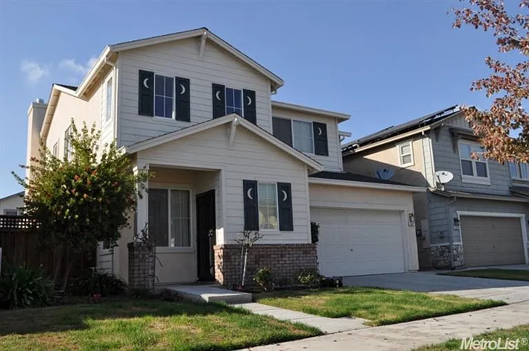 4047 Ivory Ln photo 1