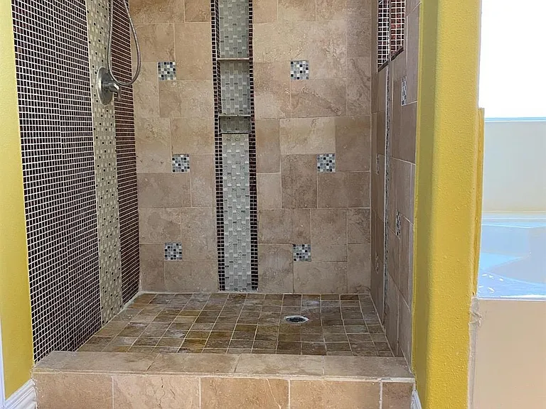 11815 Canyon Mills Dr — Photo 16