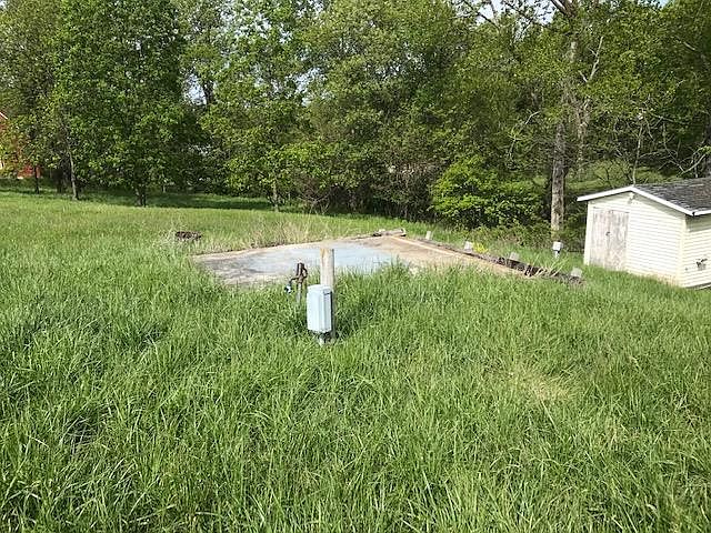 1st image of 28055 Dogwood Dr
