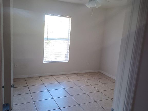 5th image of 716 Ivan Ave S