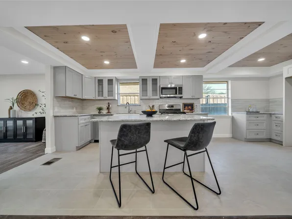 2306 Longridge Rd, Garland, TX 75040