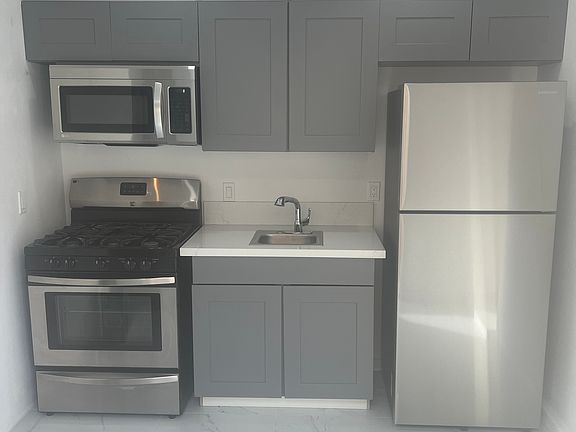 3rd image of 82888 Port Wine Ln #1