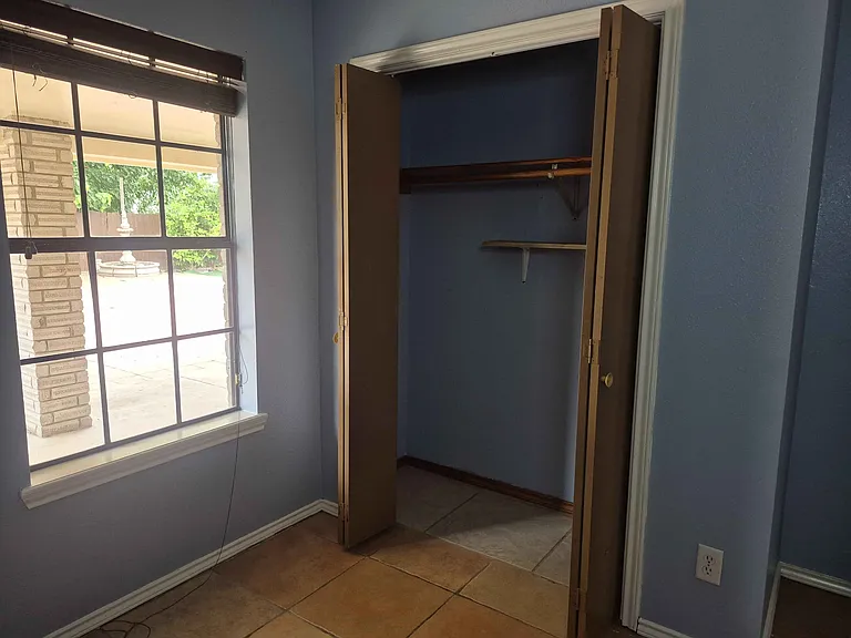 5178 Daleiden Dr — Photo 13