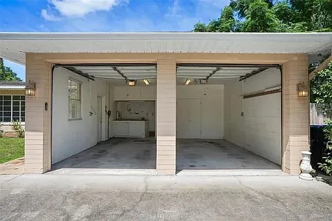 1820 Oak Ln — Photo 14