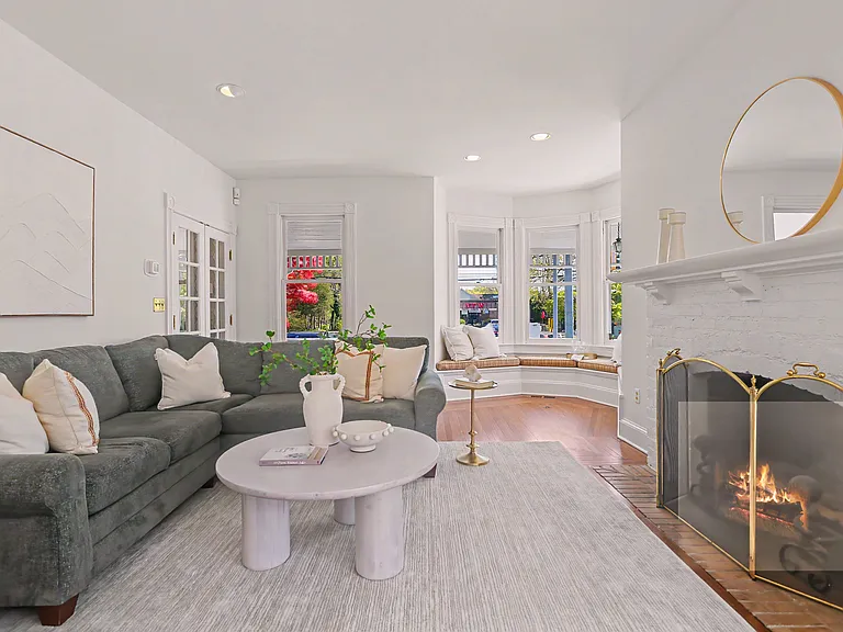 462 Riverside Ave — Photo 15