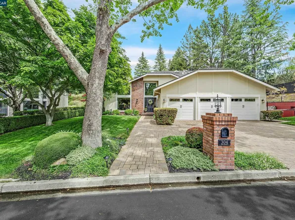 304 Red Maple Dr, Danville, CA 94506