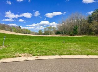 112 120 Fairview Ct, Menomonie, WI 54751