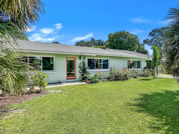 3510 Iroquois Ave, Sarasota, FL 34234