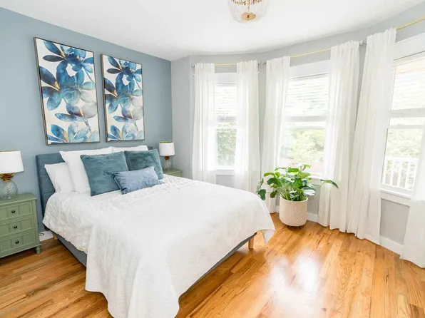 (undisclosed Address), Providence, RI 02903