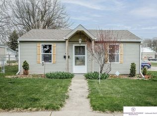 2231 S 58th St, Omaha, NE 68106