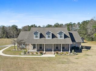 174 Byrd St, Carriere, MS 39426