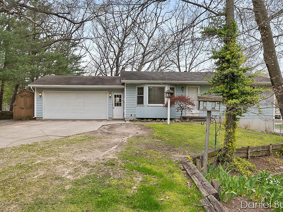 1st image of 3431 Vineyard Ave NE