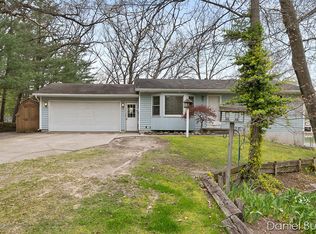 3431 Vineyard Ave NE, Grand Rapids, MI 49525