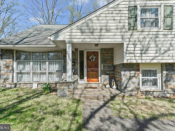3rd image of 2509 Highland Ave