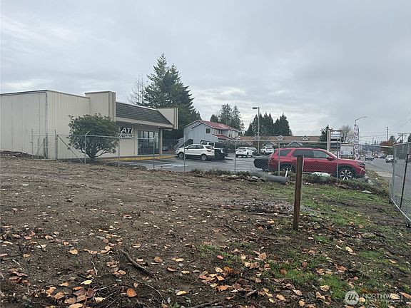 3rd image of 25002 104 Avenue SE