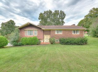 513 Beechwood Dr, Kingsport, TN 37663