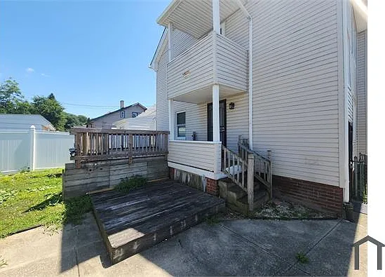 2 bed, $950 — Photo 3