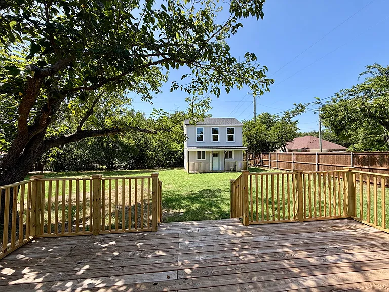 10801 Rick Dr — Photo 18