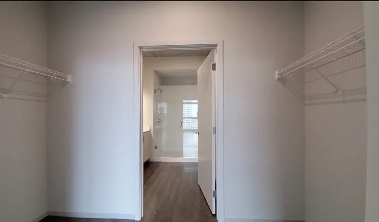 743 S Clark St #920 — Photo 5