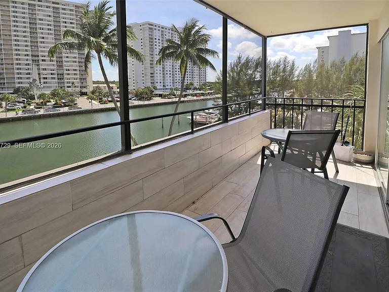 220 N Kings Point Dr #415 — Photo 22