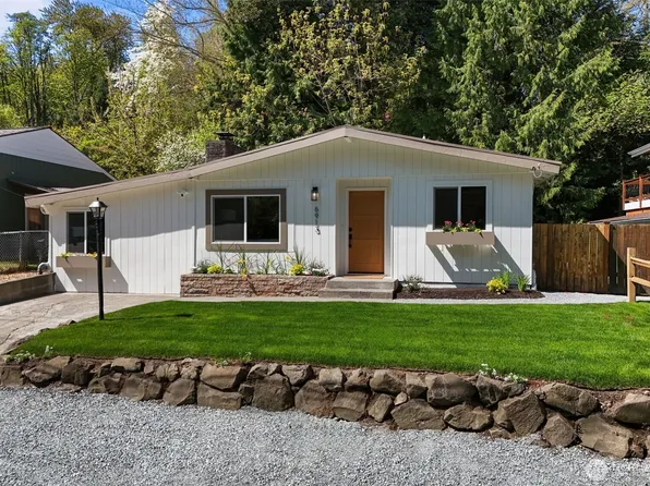 6913 25th Avenue SW, Seattle, WA 98106
