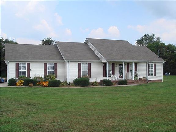 2nd image of 130 Broomsage Cir