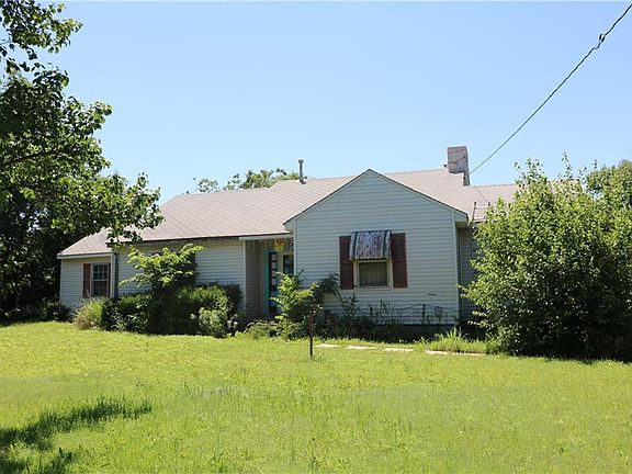 2nd image of 1320 N Grant St