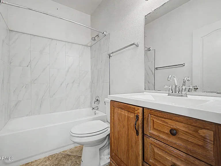1913 E Marquette Dr — Photo 18