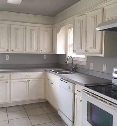 3rd image of 1701 N Beach St