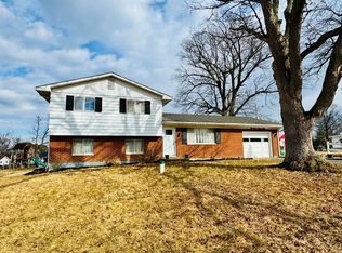 1928 Charyl St, Bellefontaine, OH 43311