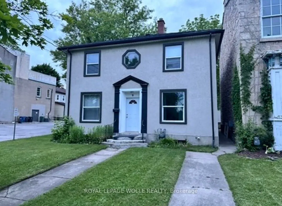 8 bed, $6,500 — Photo 1