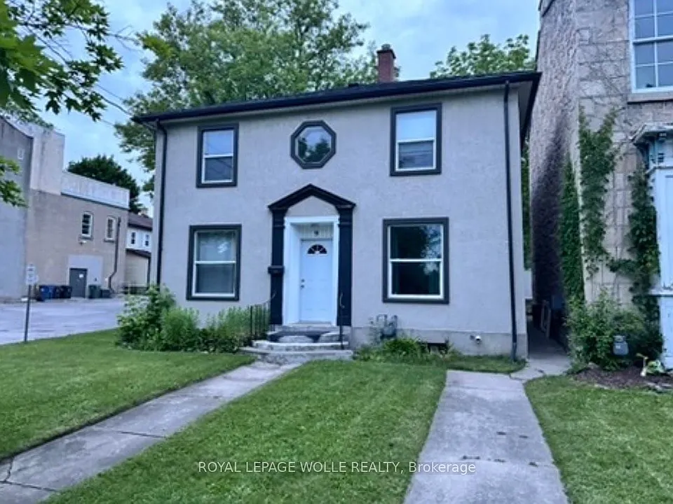 9 Waterloo Ave