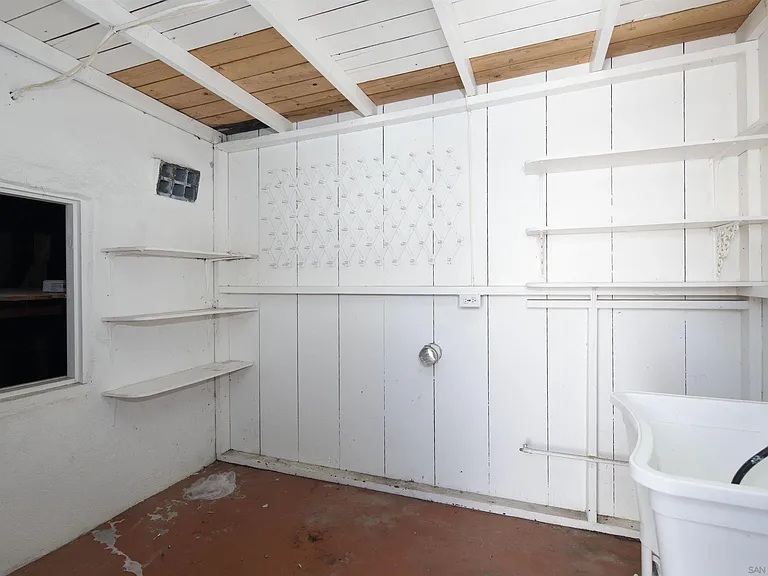409 Dunemere Dr — Photo 17