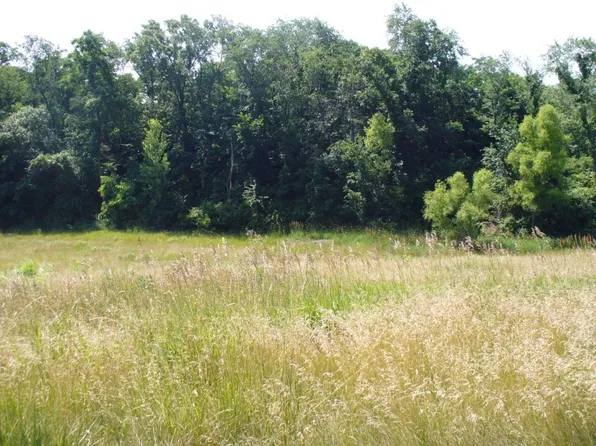 3 Par Ln, Moline, IL 61265