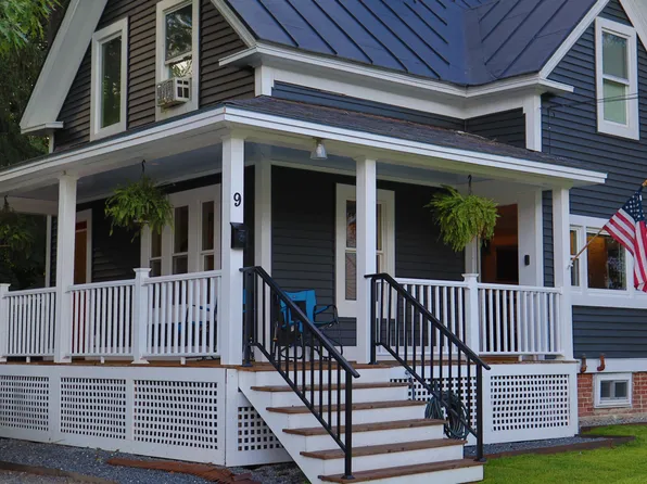 9 Edward Court, Skowhegan, ME 04976